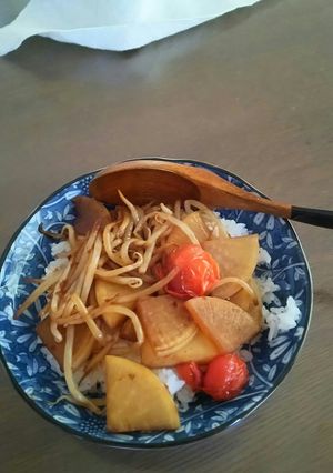 だいこん、もやし、ミニトマト。で朝飯-レシピのメイン写真