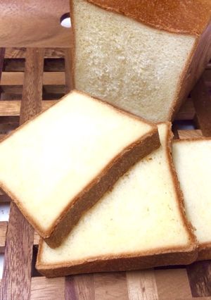 トーストして食べて♪耳が美味しい食パン♡-レシピのメイン写真