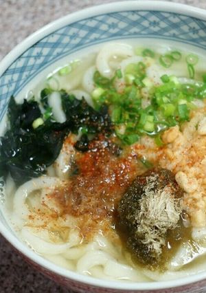 ヤマキの割烹白だしでつくる関西風うどん-レシピのメイン写真