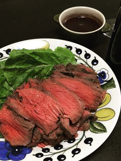 ルクルーゼで♪簡単ローストビーフ!-レシピのメイン写真