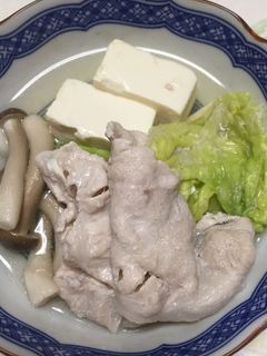 BRITAの水で豚しゃぶ鍋-レシピのメイン写真
