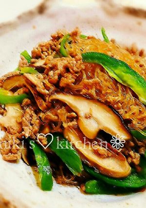 白飯すすむ❊ピーマンと椎茸の中華春雨炒め-レシピのメイン写真