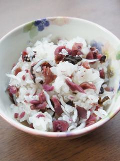 しば漬けとしらす干しの混ぜご飯-レシピのメイン写真