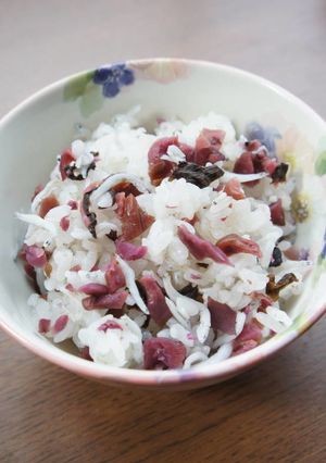 しば漬けとしらす干しの混ぜご飯-レシピのメイン写真