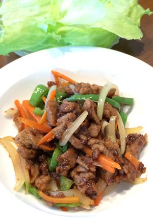 大豆のお肉で焼肉レタス巻き-レシピのメイン写真