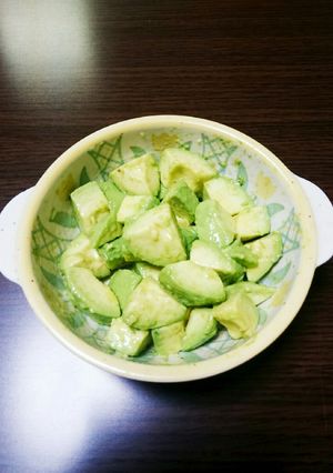 アボカドのシンプルサラダ-レシピのメイン写真