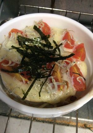 トマトとしらす ココットカマン-レシピのメイン写真