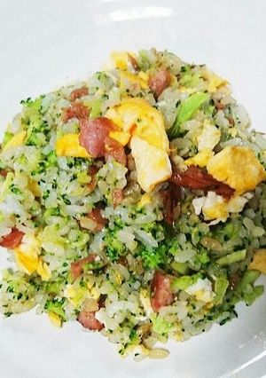 冷蔵庫の余りもので☆ブロッコリー炒飯-レシピのメイン写真