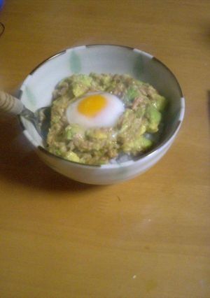 アボガドとツナのトロフワ丼-レシピのメイン写真