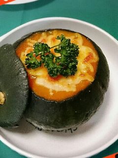 カボチャ丸ごとグラタン-レシピのメイン写真