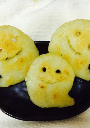 ハロウィンに★おばけのポテトもち-レシピのメイン写真
