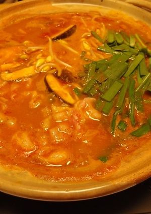 一緒だともっと旨い♪キムチトマトカレー鍋-レシピのメイン写真