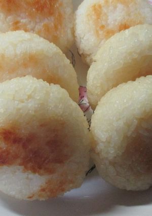 創味シャンタンDXで！中華味焼きおにぎり-レシピのメイン写真