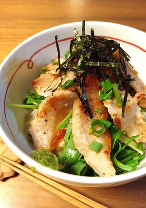 発芽米で食べる!豚トロとろろ丼。-レシピのメイン写真