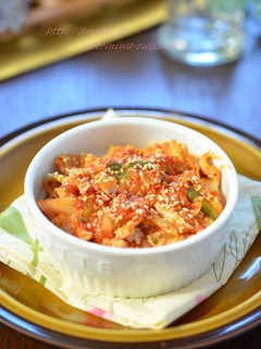 胡麻たっぷり!豚キムチのココットカマン♫-レシピのメイン写真