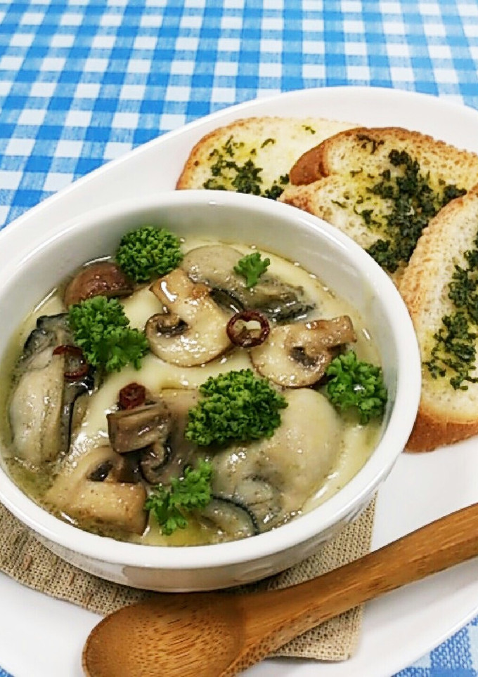 牡蠣ときのこのココットカマン-レシピのメイン写真