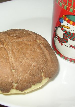 コーヒークリーム　in　チョコメロンパン-レシピのメイン写真