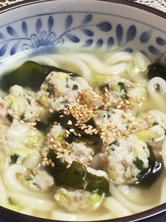 餃子の具リメイク!簡単つみれうどん-レシピのメイン写真