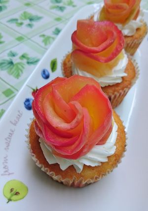 薩摩芋のカップケーキonローズアップル-レシピのメイン写真