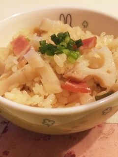 蓮根とベーコンの炊き込みご飯-レシピのメイン写真