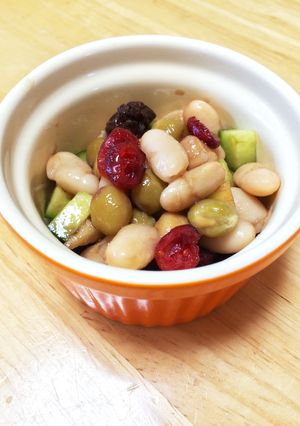 コロコロがいっぱい♡豆とりんごのサラダ-レシピのメイン写真