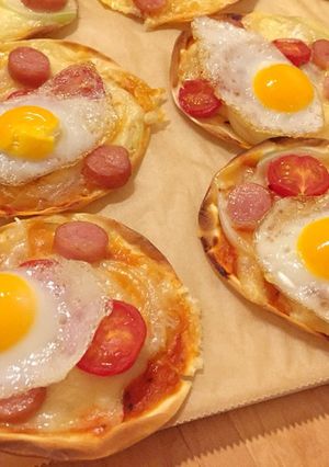 餃子の皮でクリスピーピザ-レシピのメイン写真