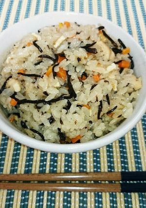 ヒジキ(鹿尾菜)ご飯-レシピのメイン写真