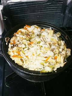 土鍋で炊き込みご飯-レシピのメイン写真