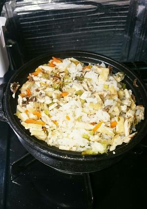 土鍋で炊き込みご飯-レシピのメイン写真