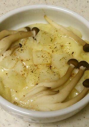 ポテトとシメジのココットカマン-レシピのメイン写真