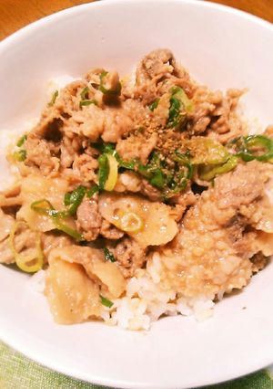 豚コマで*子どもも食べるルーロー飯風-レシピのメイン写真