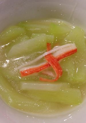 ハヤトウリのとろ〜りカニカマ入りスープ-レシピのメイン写真
