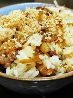 牛肉とゴボウの混ぜごはん-レシピのメイン写真