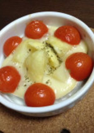 ジューシートマトとおいものココットカマン-レシピのメイン写真