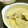 大豆のお肉とサツマイモのイエローカレー