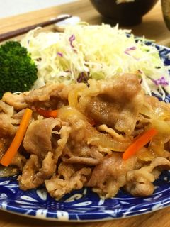 定番おかず!定食屋さん風♡豚の生姜焼き-レシピのメイン写真