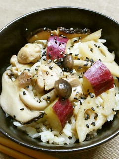 秋野菜と鶏肉の混ぜご飯-レシピのメイン写真