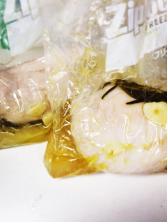 簡単ステップで☆鶏胸肉のコンフィ-レシピのメイン写真