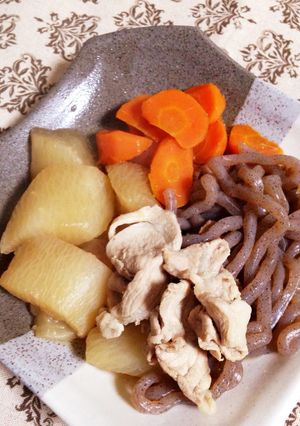 簡単 大根と蒟蒻の煮物 便秘解消に！-レシピのメイン写真