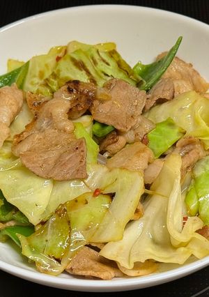 平日1人飯：豚バラと春キャベツの回鍋肉風-レシピのメイン写真