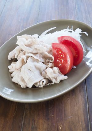 《主菜》豚しゃぶ 新玉ねぎ添え-レシピのメイン写真