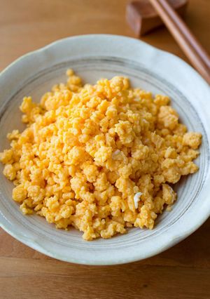 【やさしい甘さ♡たまごそぼろ】そぼろ丼に！-レシピのメイン写真