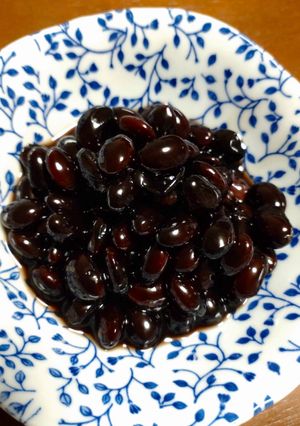 シャトルシェフで甘さ控えめおかずな黒豆-レシピのメイン写真