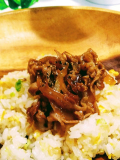焼肉のタレで簡単☆肉のせチャーハン-レシピのメイン写真