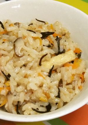 乾物トリオの五目飯-レシピのメイン写真