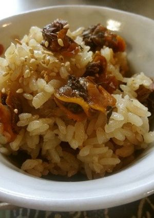 煮汁が決め手♪ふっくら赤貝の炊き込みご飯-レシピのメイン写真