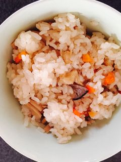 超簡単☆松茸風味お吸い物で炊き込みご飯-レシピのメイン写真