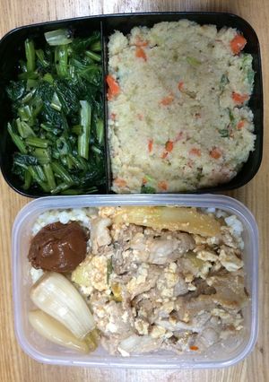はやとうりの中華風炒めピリ辛丼-レシピのメイン写真