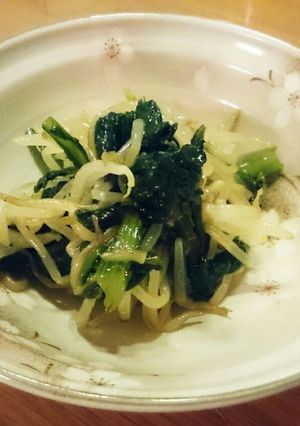 簡単美味☆春菊ともやしのナムル♪-レシピのメイン写真