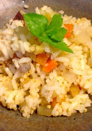 土鍋で炊くキヌアと新生姜の炊き込みご飯-レシピのメイン写真